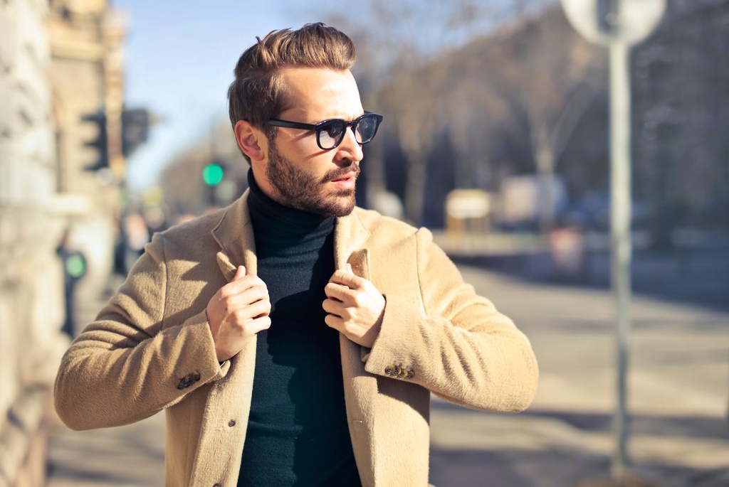 Camel Hair Overcoat (S, Jet Black)